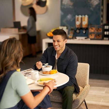 Atwell Suites - Denver Airport Tower Road By Ihg Zewnętrze zdjęcie