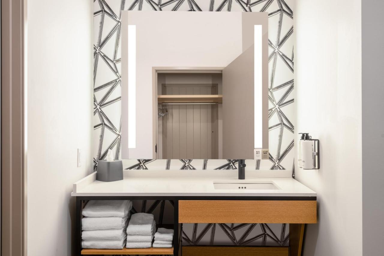 Atwell Suites - Denver Airport Tower Road By Ihg Zewnętrze zdjęcie
